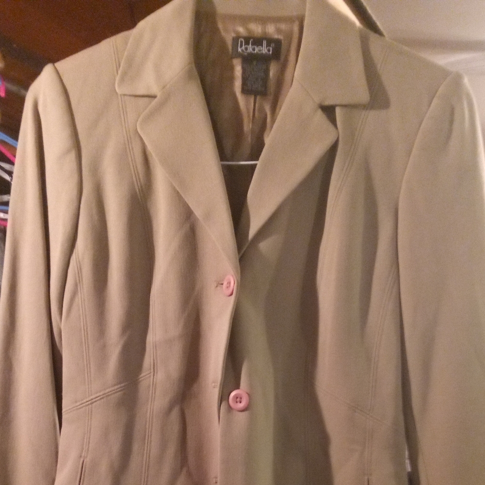 (W) Rafaella Tan Blazer size 6